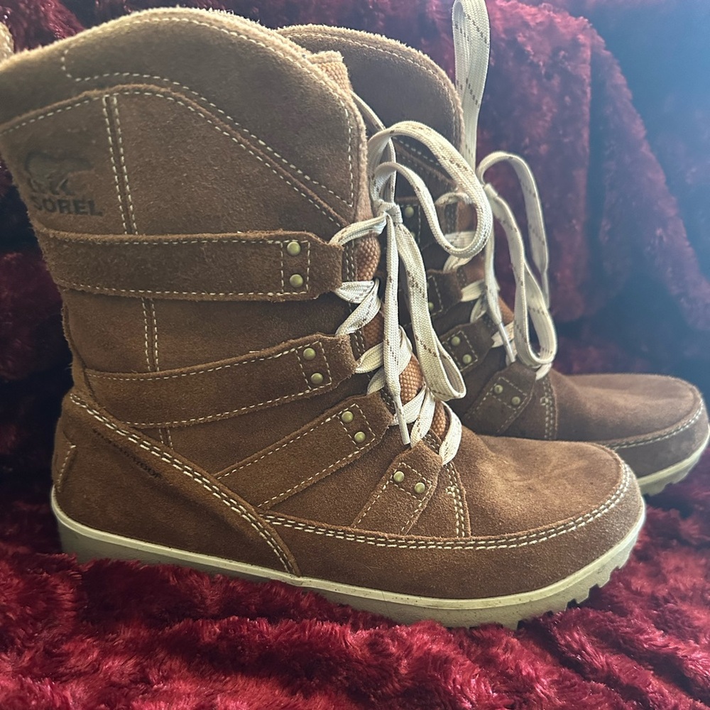 Sorel snow boots